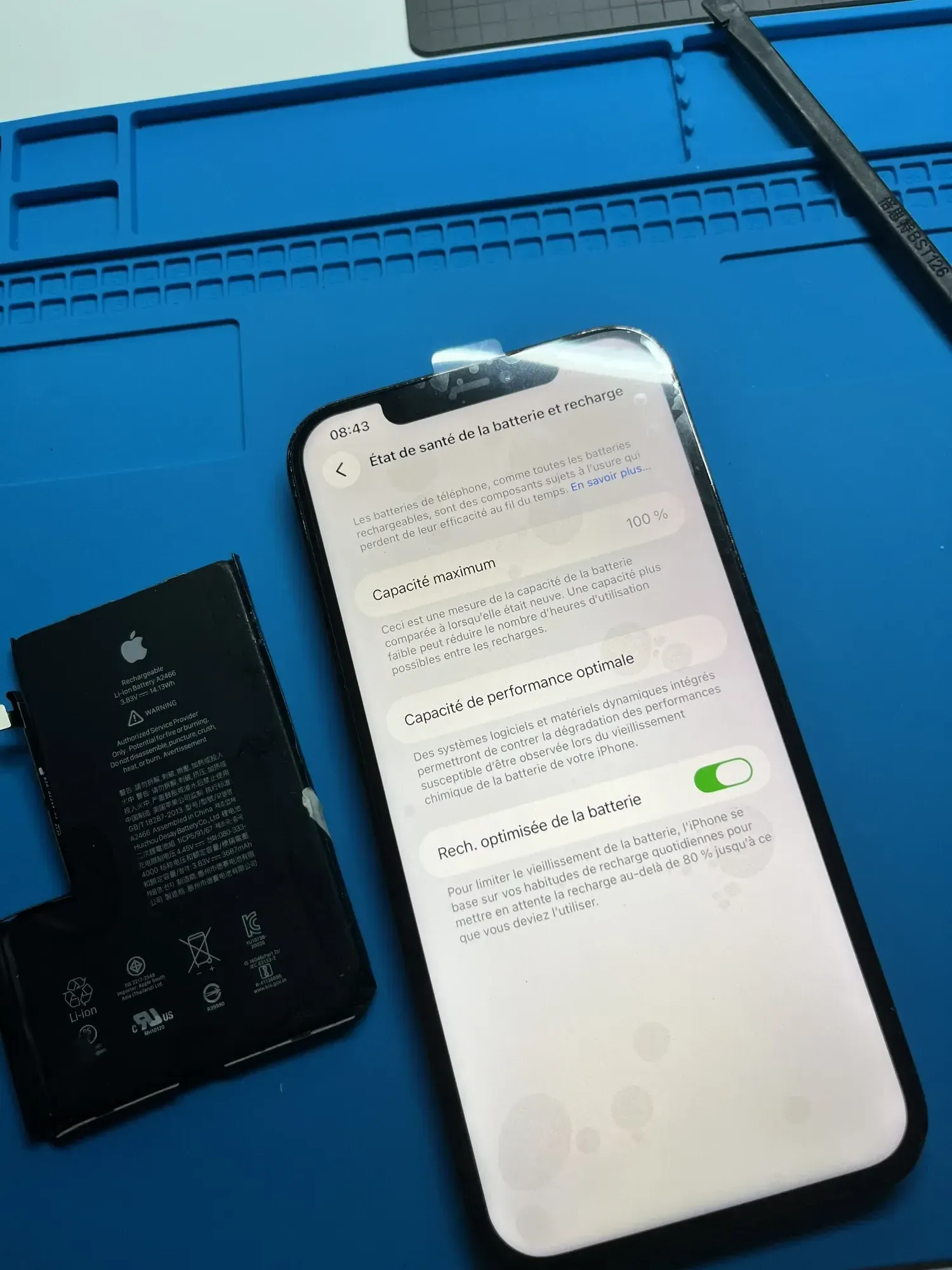 Batterie iPhone remplacée, capacité maximum 100 %